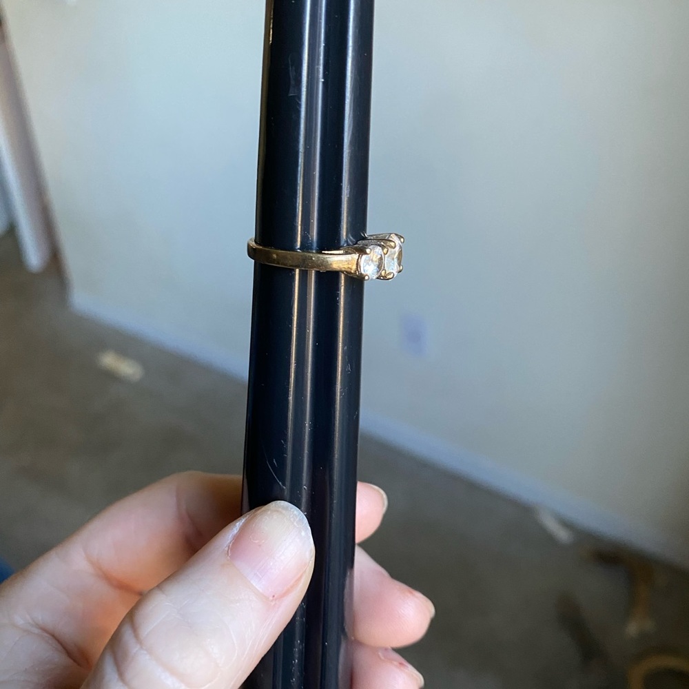 Vintage RJ Avon Ring - Picture 5 of 6
